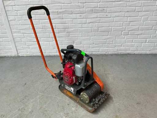 Kompaktowarka płyt Belle LC3228 z 2015 roku