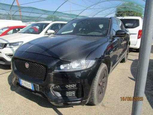 JAGUAR F-PACE (X761) 2.0 D 180 CV AWD AUT. R-SPORT Automobile