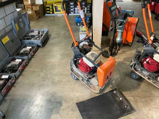 Altrad PCX13/40 Vibration Plate