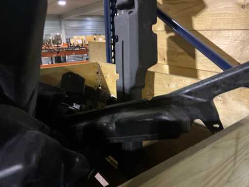 Mann: Viele Wassertanks für Windschutzscheibenwäscher