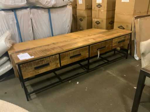 Giga Jules TV furniture