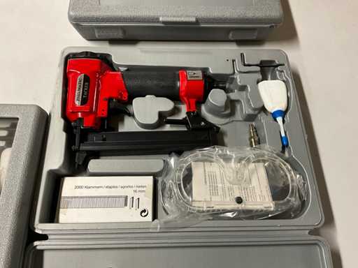 Zszywacz pneumatyczny (3x)