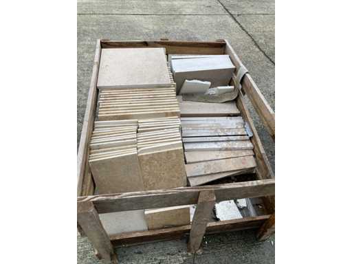 Tegole Massangi in pietra bianca borgogna