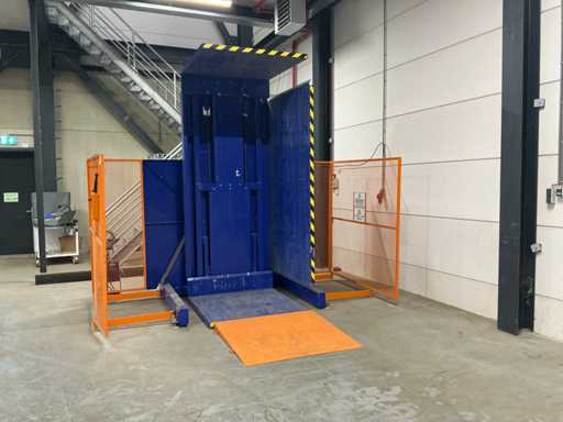 Wywrotka palet Premier FSDC R2700 2022