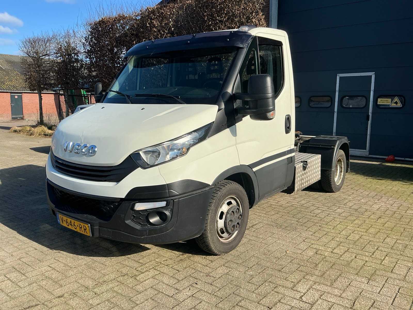 Iveco BE 0-180 Commercial vehicle