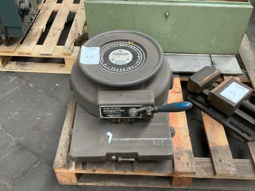 Marsh R 8182 Maszyna do sztancowania