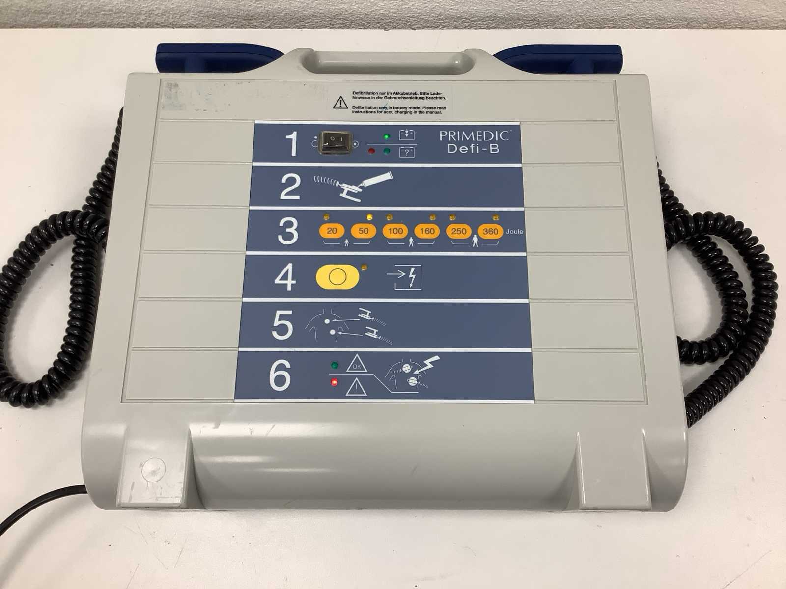 Metrax Primedic Defi-B Defibrillator | Troostwijk Auctions