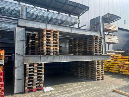 Doppelseitiges Auslegergestell 4x16