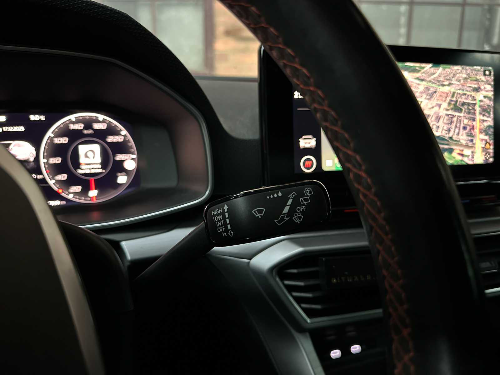 SEAT Leon Sportstourer 1.5 TSI FR Launch Edition 150pk 2021 (Origineel-NL & 1e Eigenaar), K-051-PP