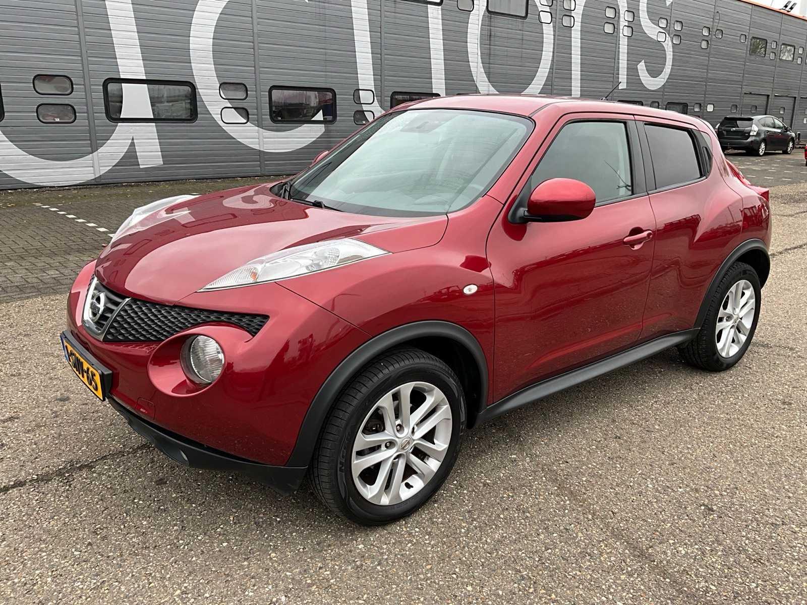 2013 Nissan Juke 1.6 Passenger Car 1-SNV-65