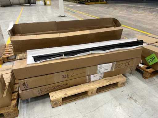 Elektrische Sonnenblenden (Sun Visor) von AutoMotion Shade Inc zur Integration in Fahrzeuge oder Spezialaufbauten. Die Sun Visors sind motorbetrieben und lassen sich komfortabel per Schalter/Steuerung bedienen.