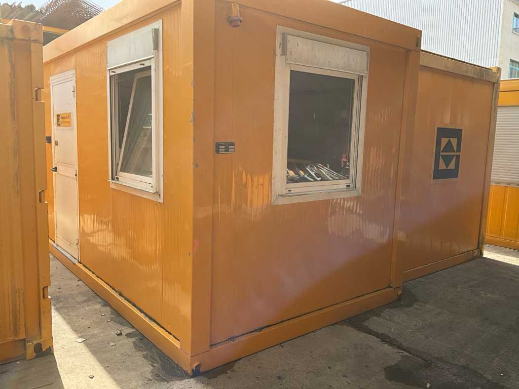 2004 Rubag office container
