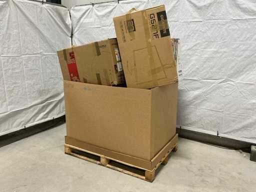 Pallet of Various PC Screens / Monitors (17x)