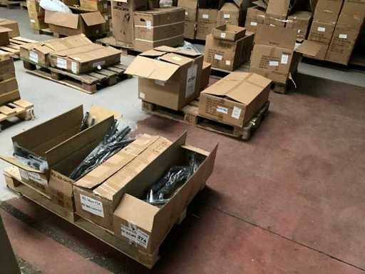 Grote partij fietsonderdelen