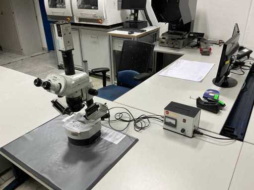 Macroscopio LEICA M420 2005