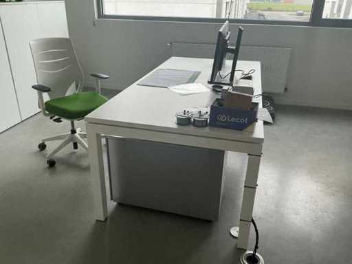 Desk desk, including chest of drawers and mobile chair
