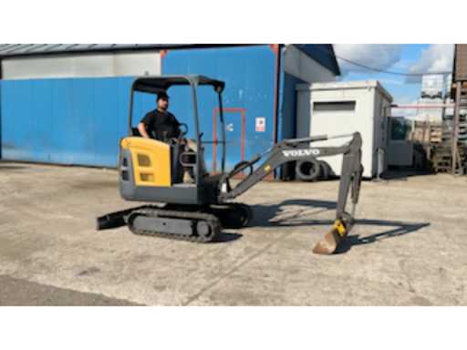 033a51f0-3939-4150-9051-35cbb1983912.mp4