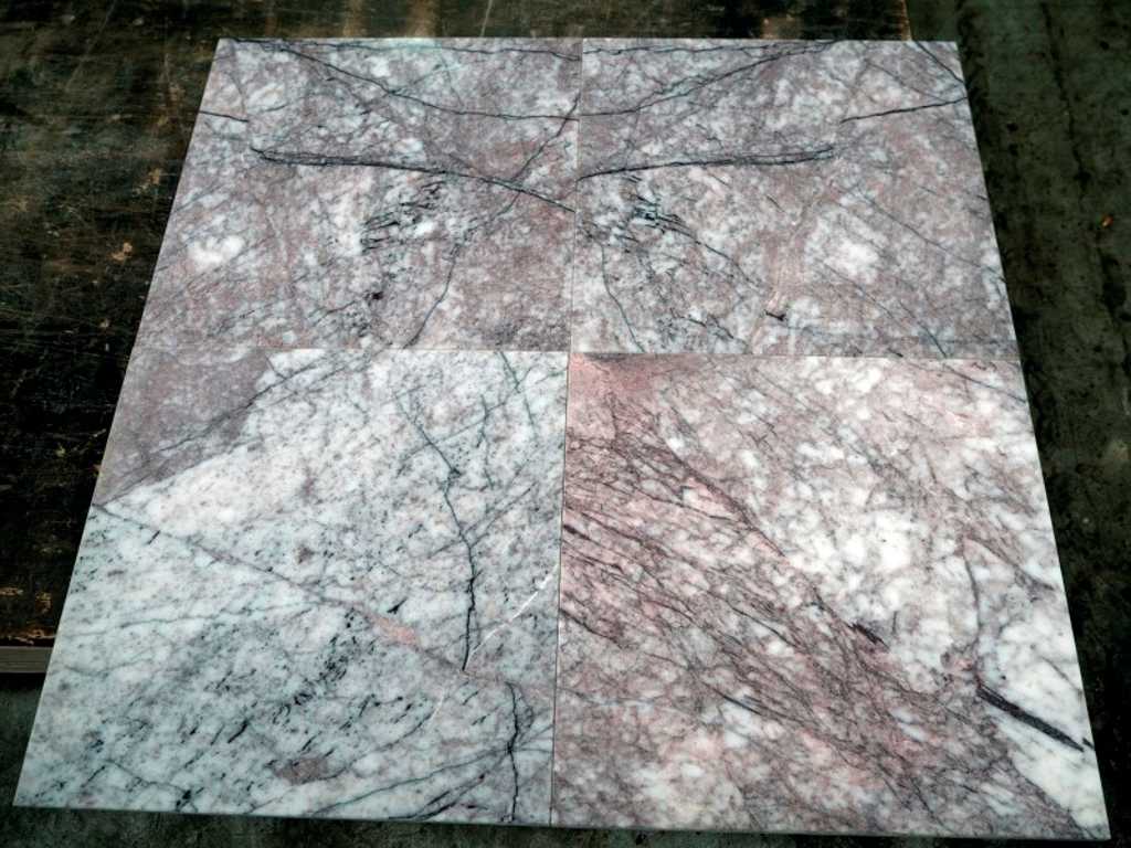 Piastrelle in pietra naturale per interni 25,2m²