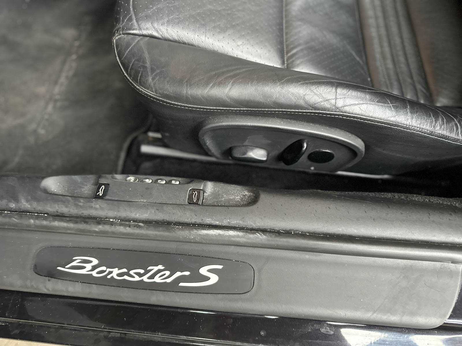 WP0ZZZ98Z2U641738 Porsche Boxster S 3.2 252pk 2002 -Youngtimer-