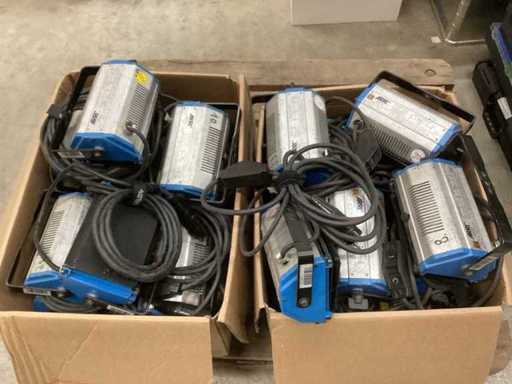 Arri MiniCYC Fari Asimmetrici 1000W, 220V circa 25 pezzi