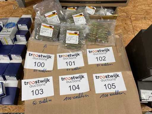 50 Säcke Holzschrauben 4,5 x 70 mm