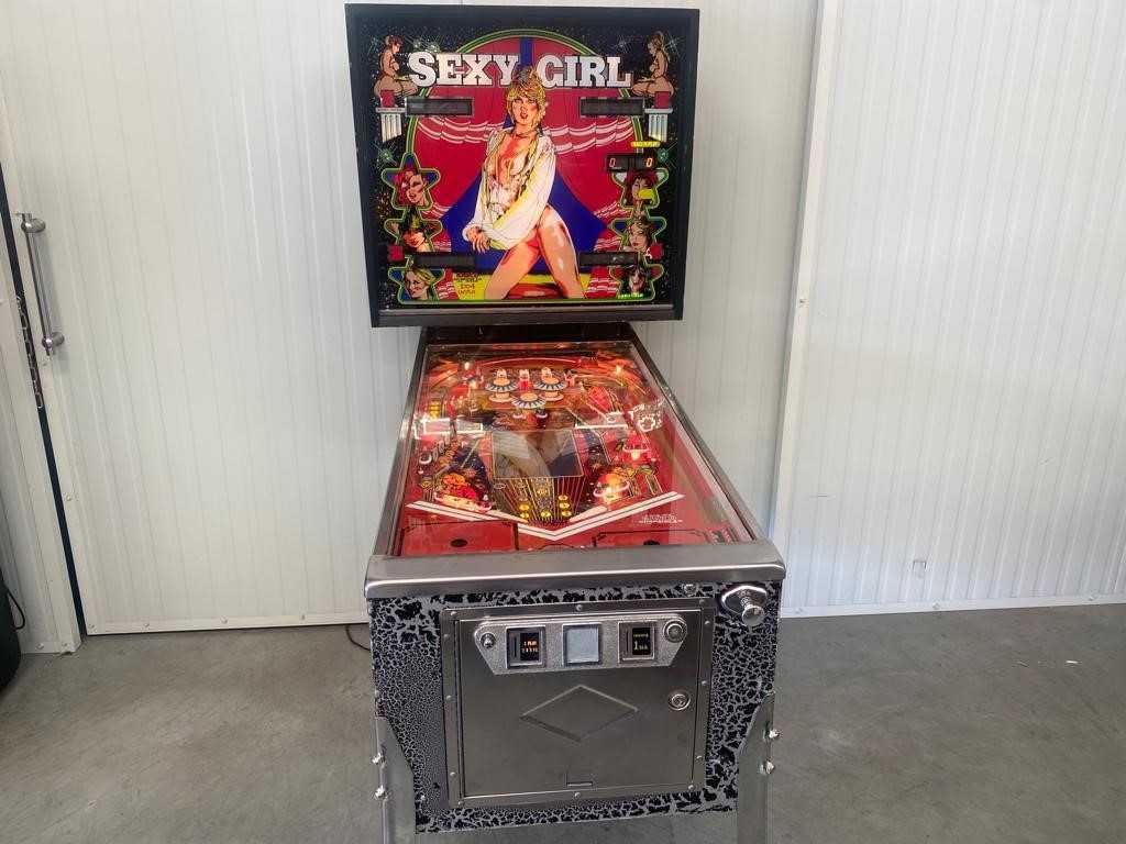 Arkon Sexy Girl Pinball