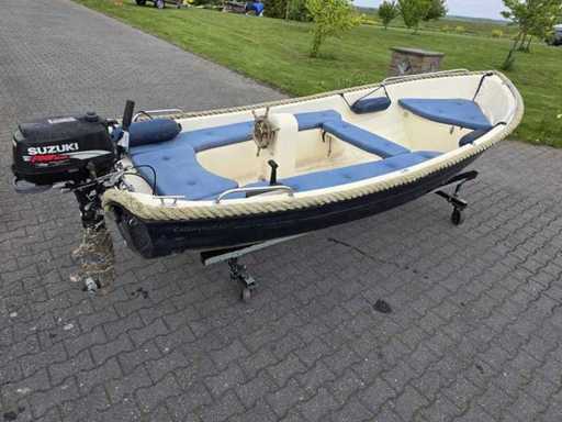 Corsiva - 430 - Fischerboot mit 6 PS Suzuki 4-Takt-Außenbordmotor
