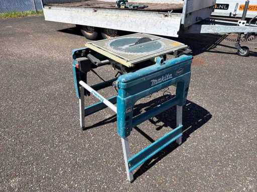 Mașina de ferăstrău circular Makita Flipper Table