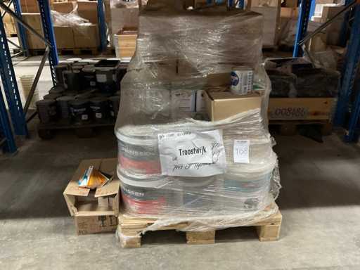 Mix pallet paint and miscellaneous