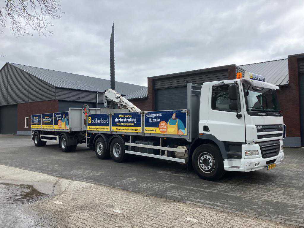 2007 Daf FAD CF85 Truck with truck-mounted crane and trailer