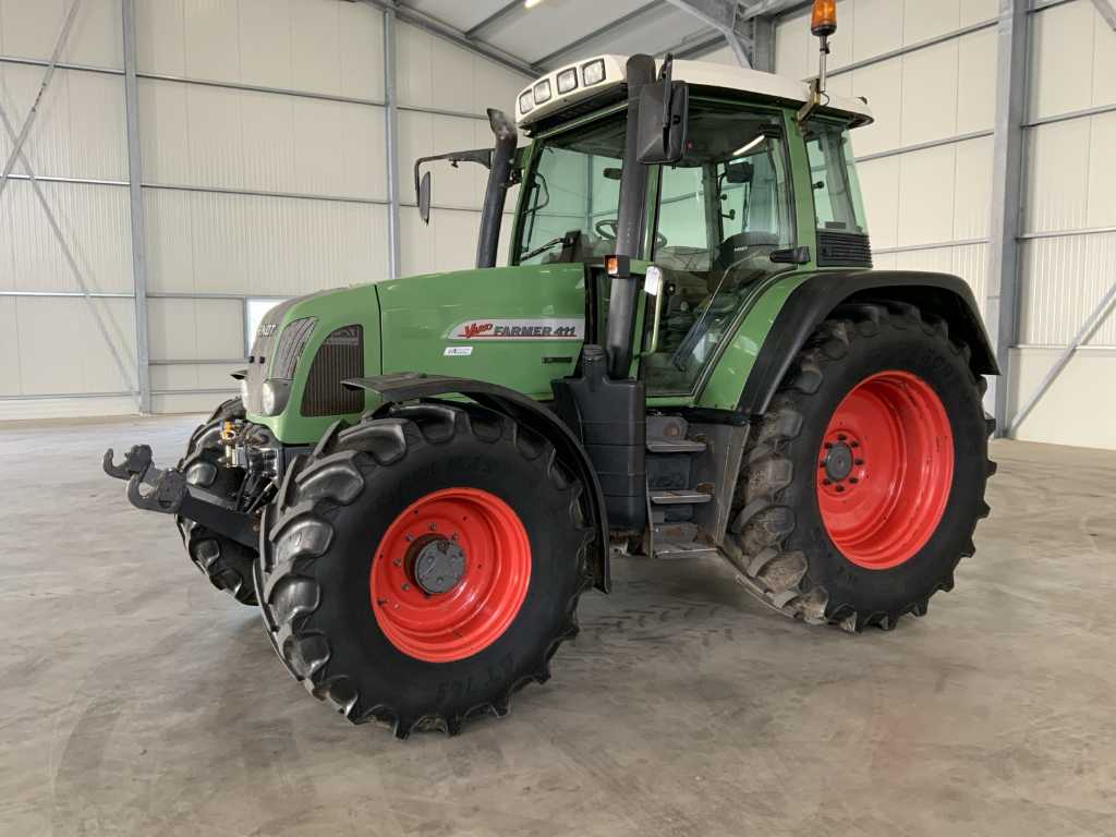 2003 Fendt 411 Vario Vierwielaangedreven landbouwtractor