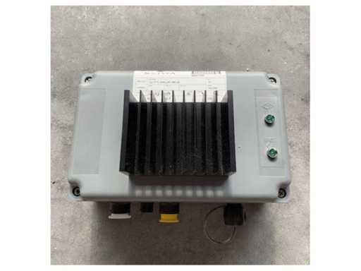 Xenta X-Dock CU-P75-MAN engine interface control unit
