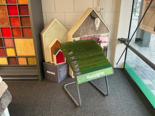 Różne meble sklepowe