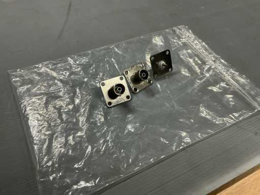 Bird 4240-100 QC (3x)