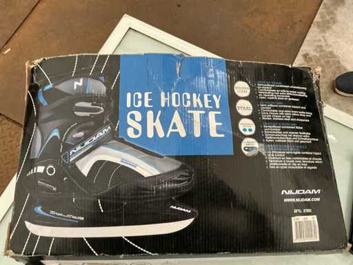Nijdam. 2192. Eishockey Schlittschuh.Größe 43.