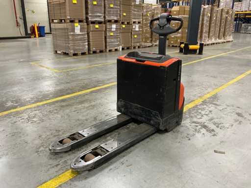 Toyota LWE200 Elektryczny Wózek Paletowy 2022