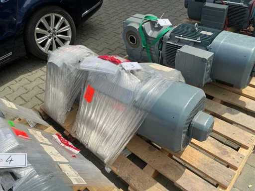 SEW-EURODRIVE - KA97 DRN180M4/BE20HR Scheut-helix tandwielmotor