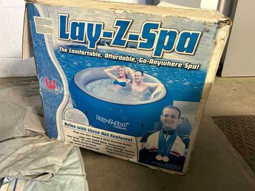 2x Bestway - Lay-Z-Spa - Bubbelbad met onderdelen