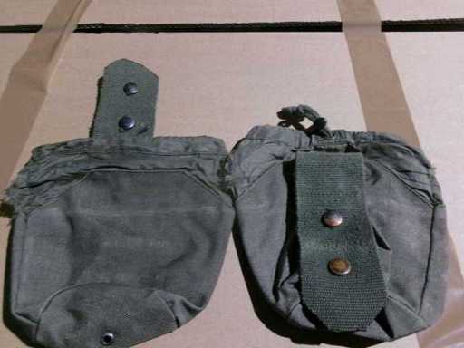 Autrichien. Sac gourde, KAZ03, défectueux (G3) (540x)