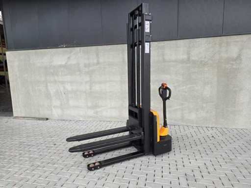 2025 NOBLELIFT RTE Stacker