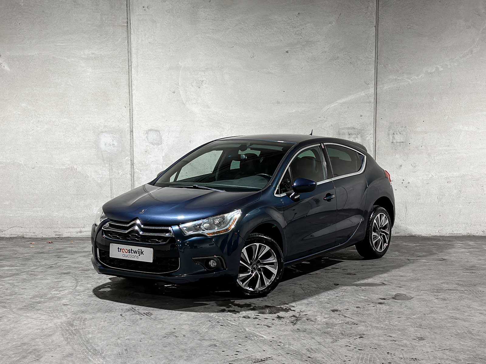 Citroen DS4 1.6 VTi So Chic 120pk 2011 (Origineel-NL), 32-RSX-3