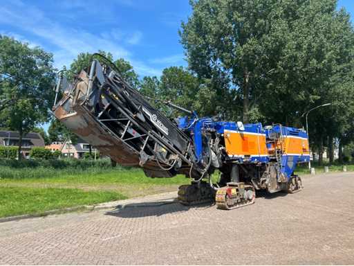 Wirtgen W2200 Asphalt Grinder