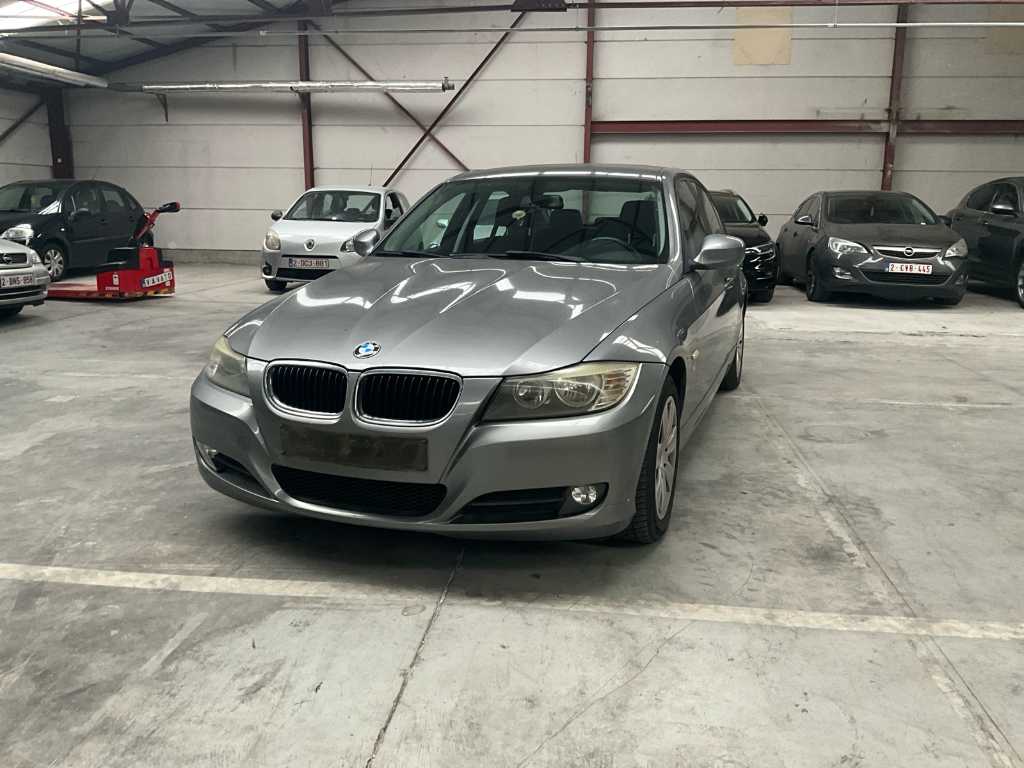 2009 BMW 318I