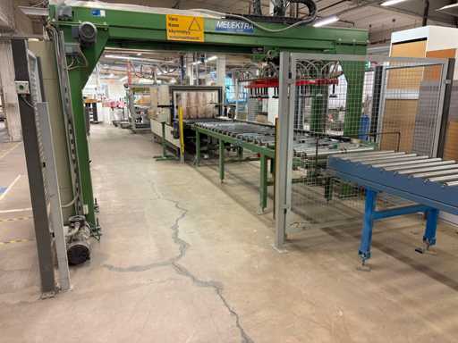 Ligne d’emballage en film rétractable CMB RB130/50 (2007) 