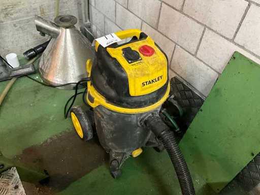 Stanley Industrial wet and vacuum cleaner