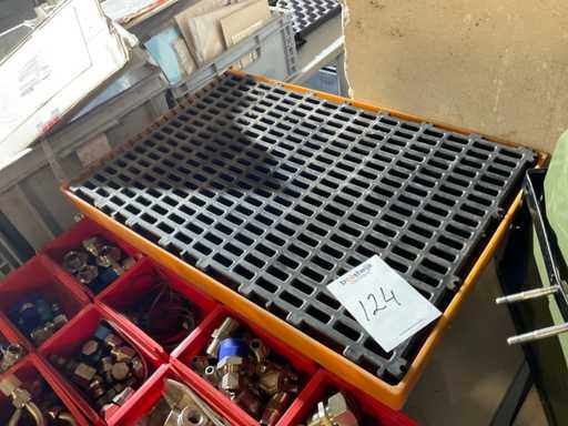 Manutan Oil Collector