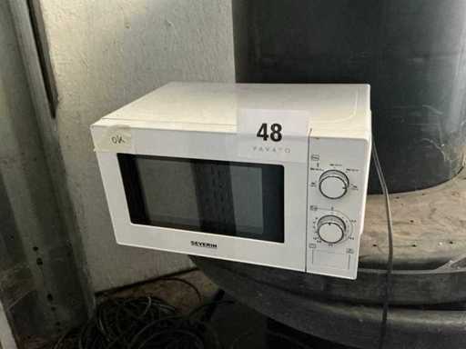 Micro-ondes Severin