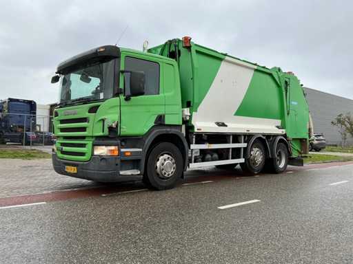 Camion poubelle Scania P230 DB6x2/4 MNA 2006