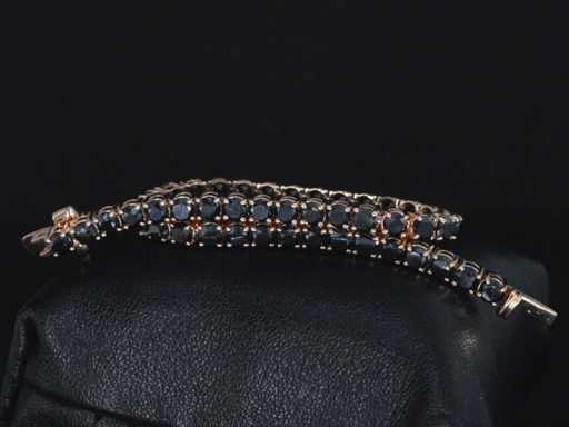 Rose gold bracelet with black brilliant diamonds 15.00 carat