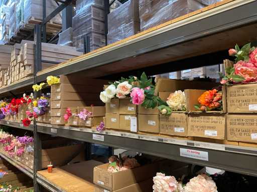 Lot de fleurs artificielles